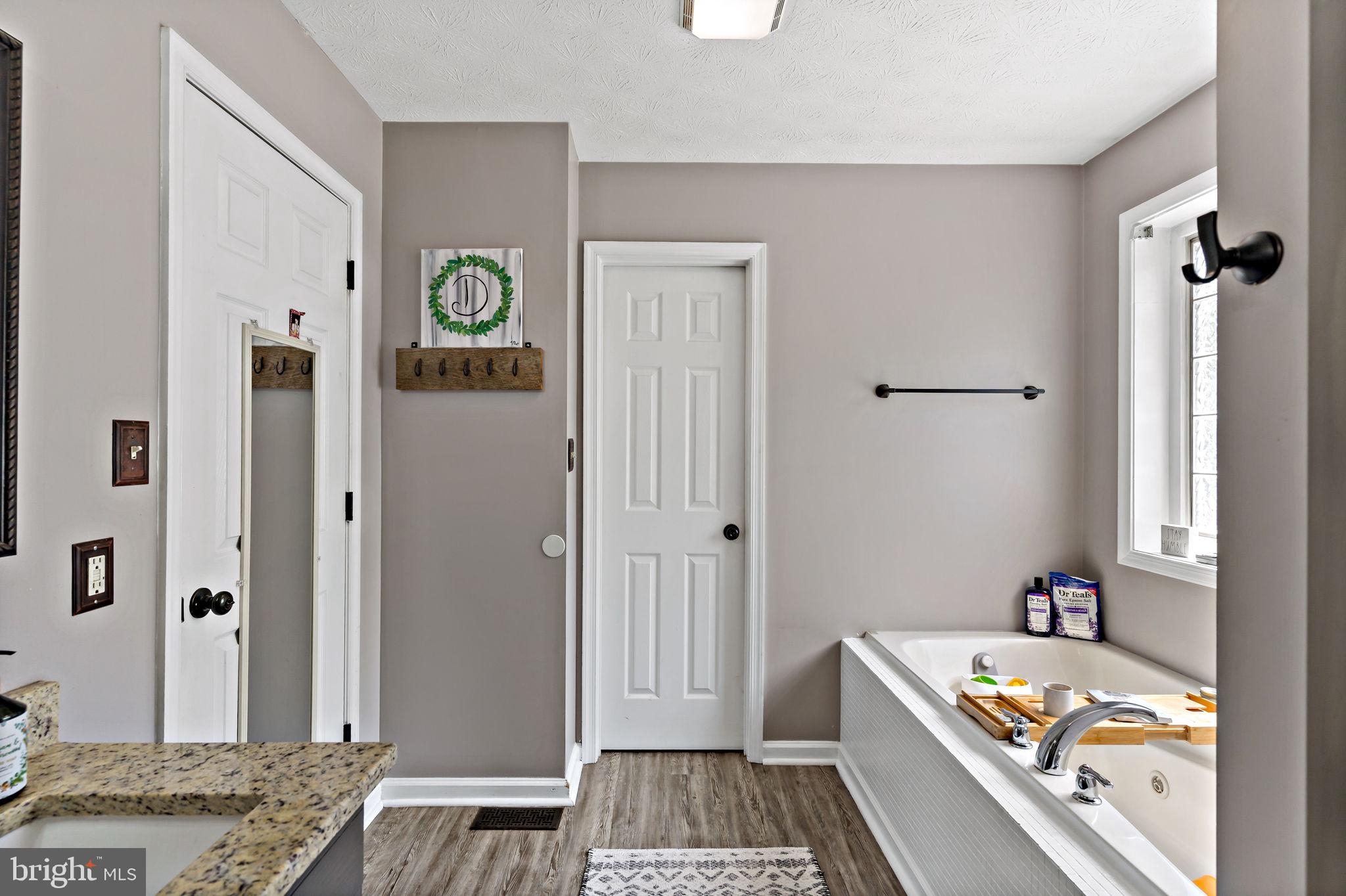 SHAFFER HILLS - Residential