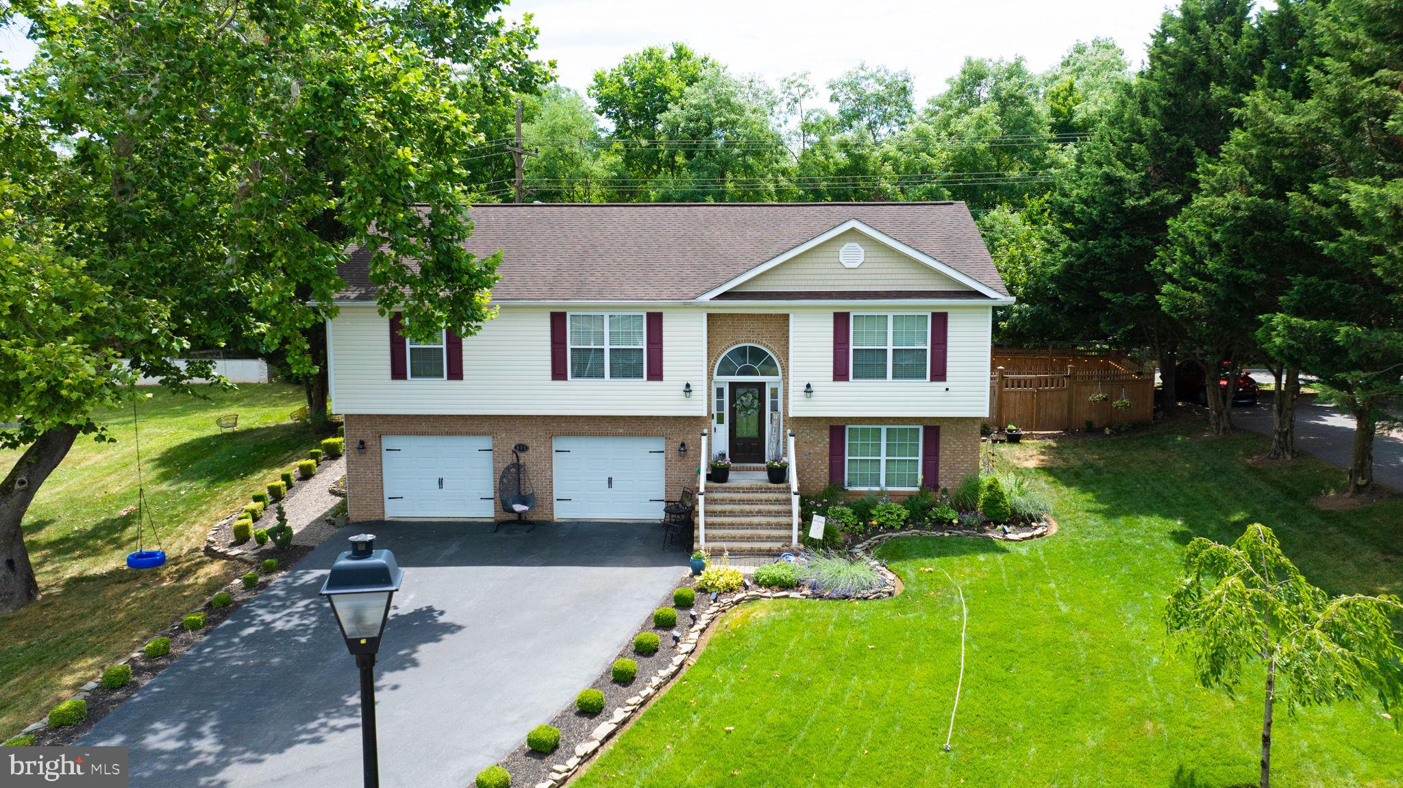 SHAFFER HILLS - Residential