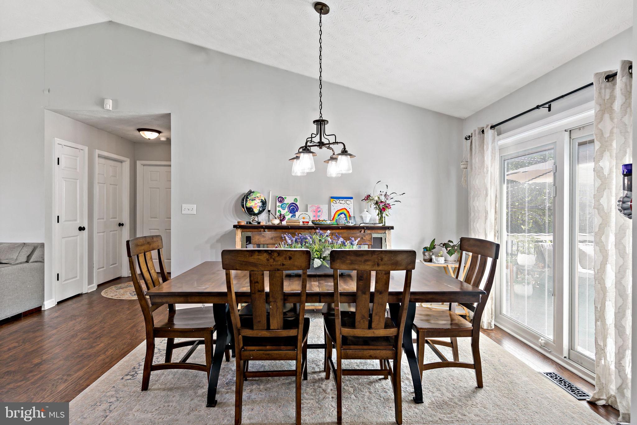 SHAFFER HILLS - Residential