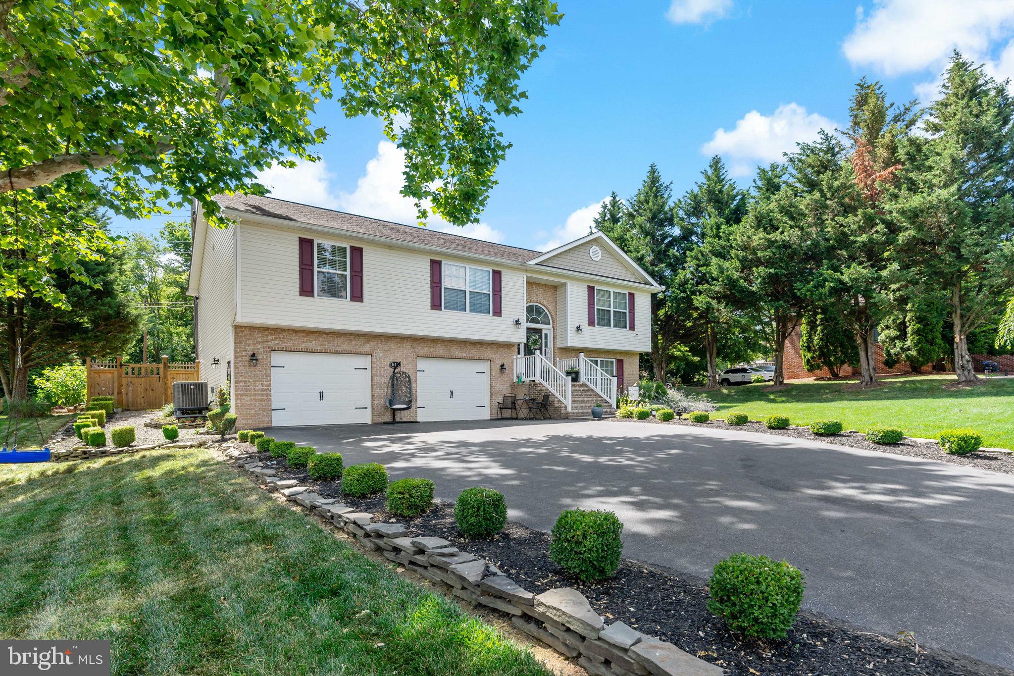 SHAFFER HILLS - Residential