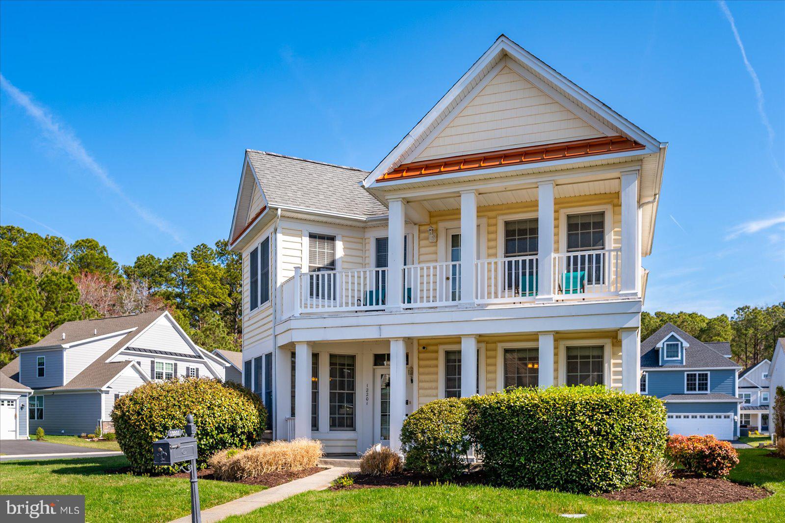 BAYSIDE - Residential