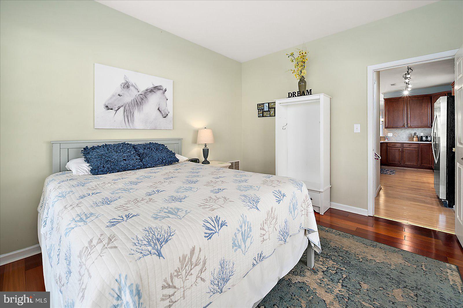 BAYSIDE - Residential