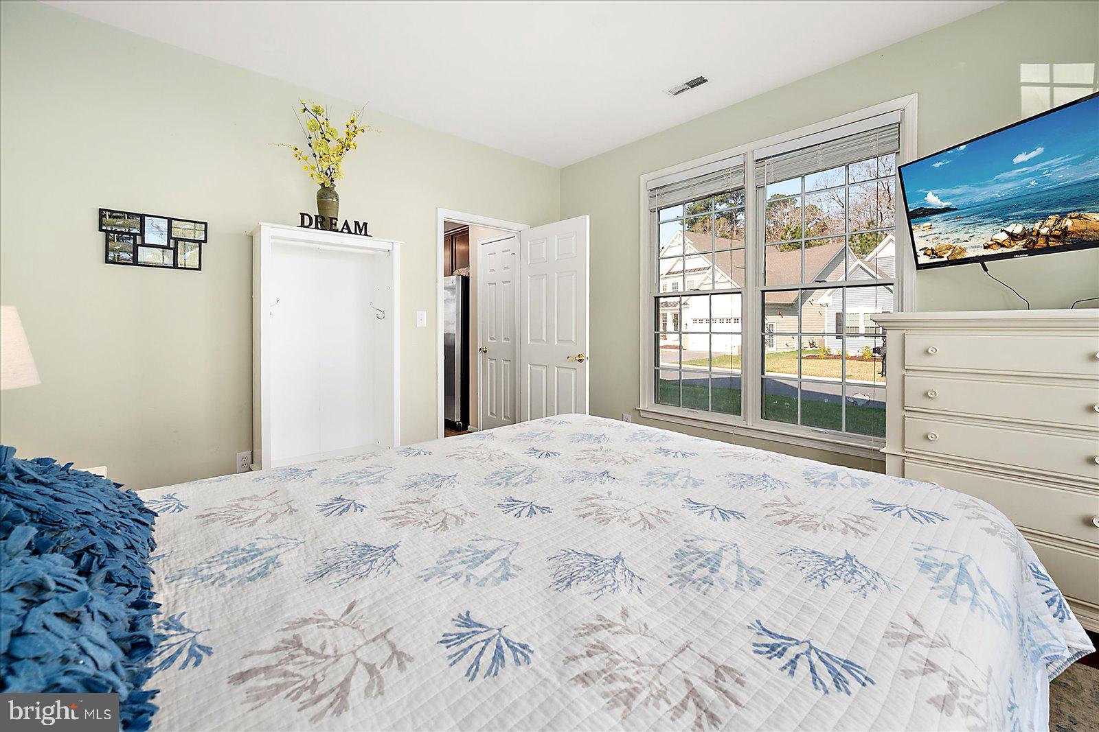 BAYSIDE - Residential