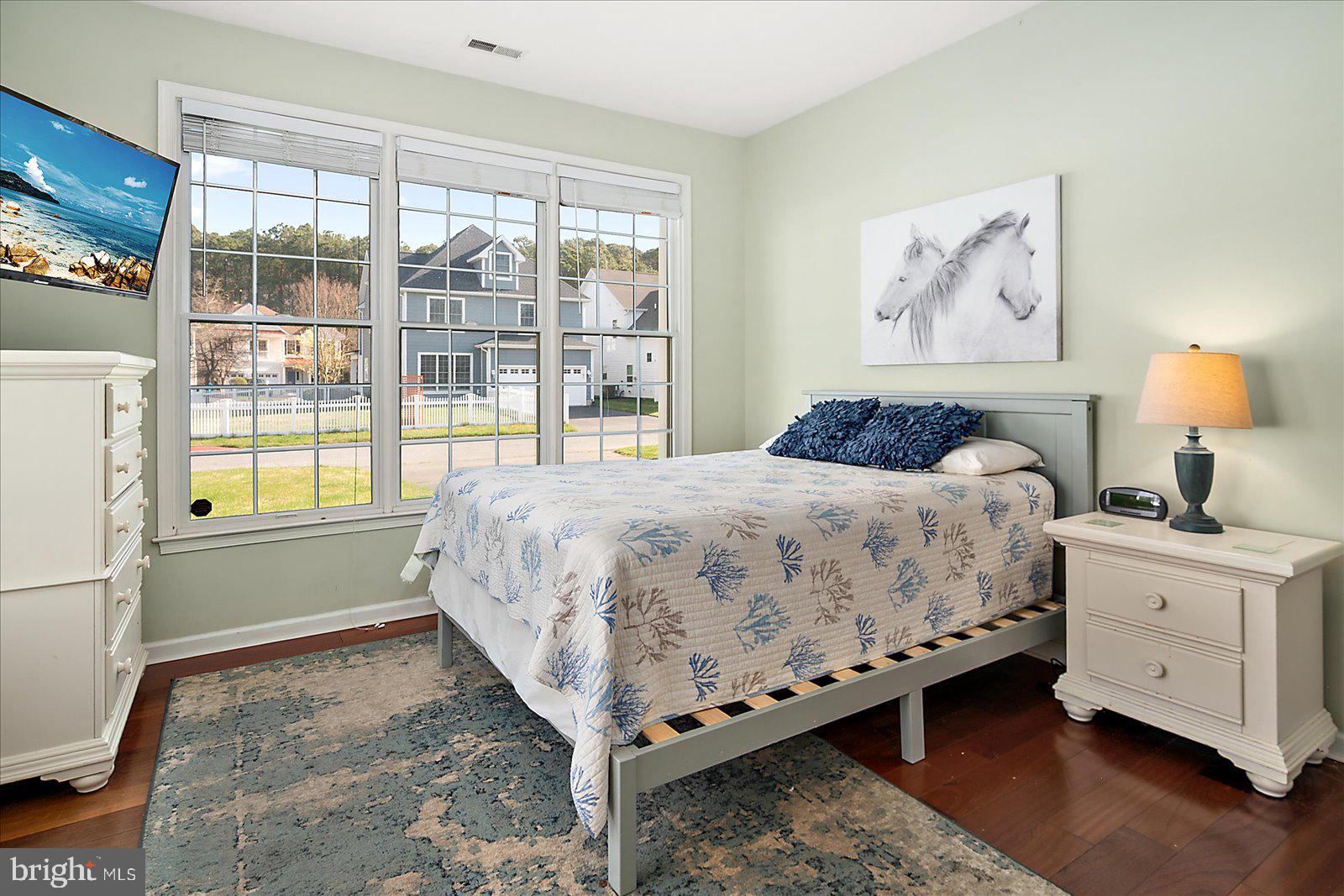 BAYSIDE - Residential