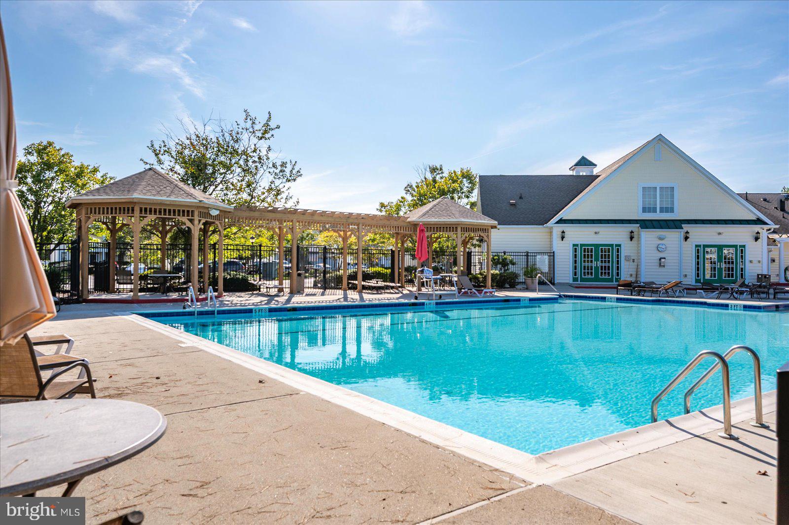 BAYSIDE - Residential