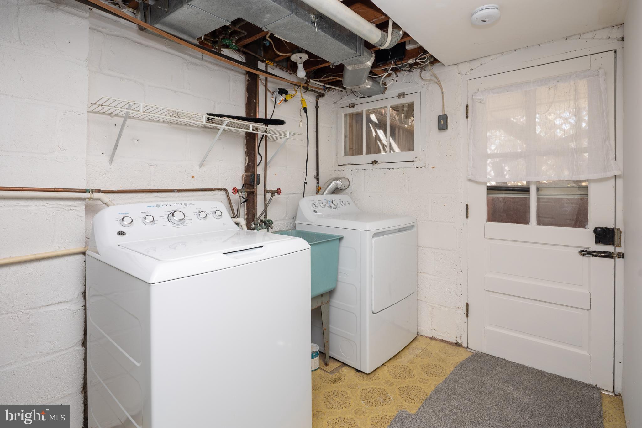 RIDGELEIGH - Residential