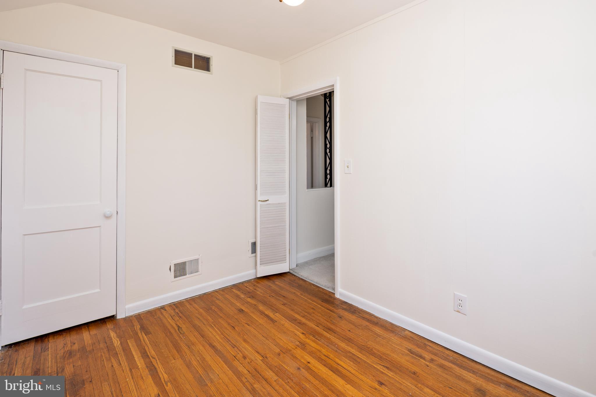 RIDGELEIGH - Residential