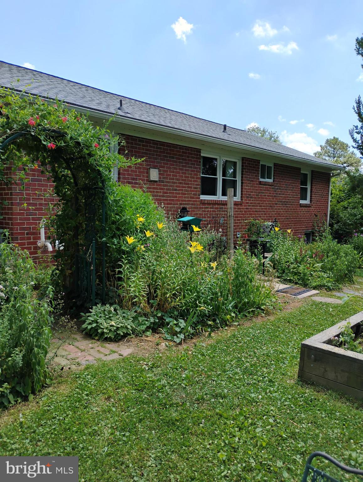 306 MAUSER DRIVE