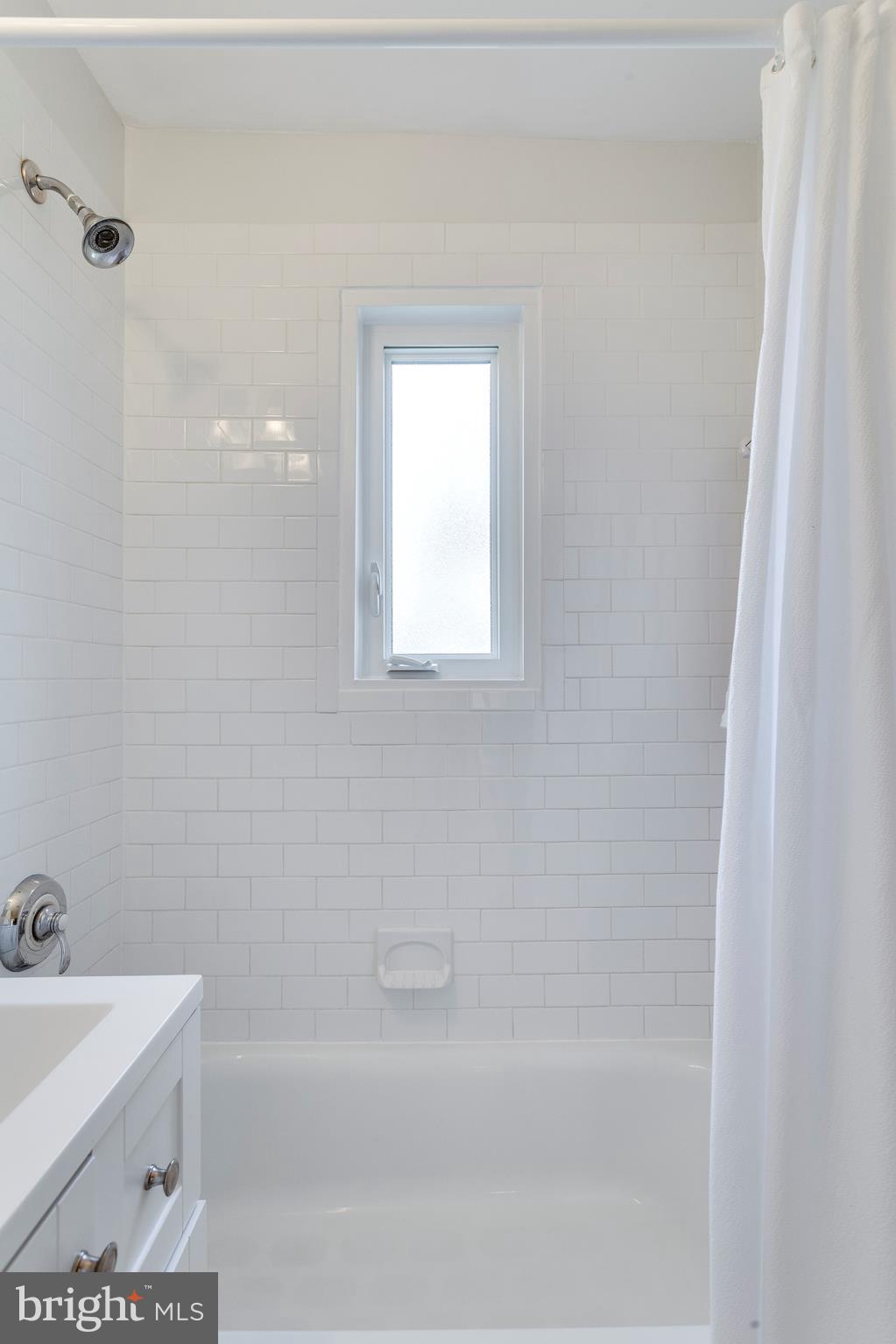 NEW ALEXANDRIA - Residential