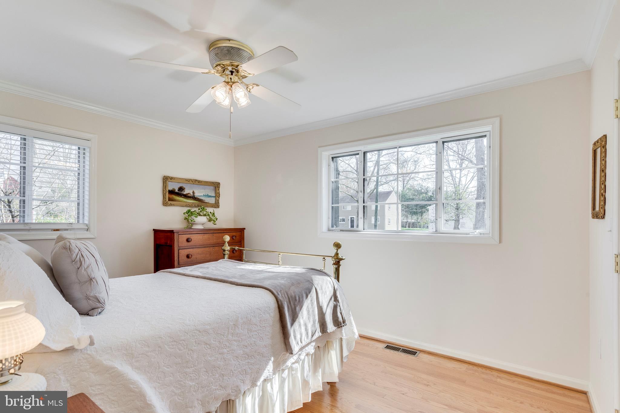 NEW ALEXANDRIA - Residential