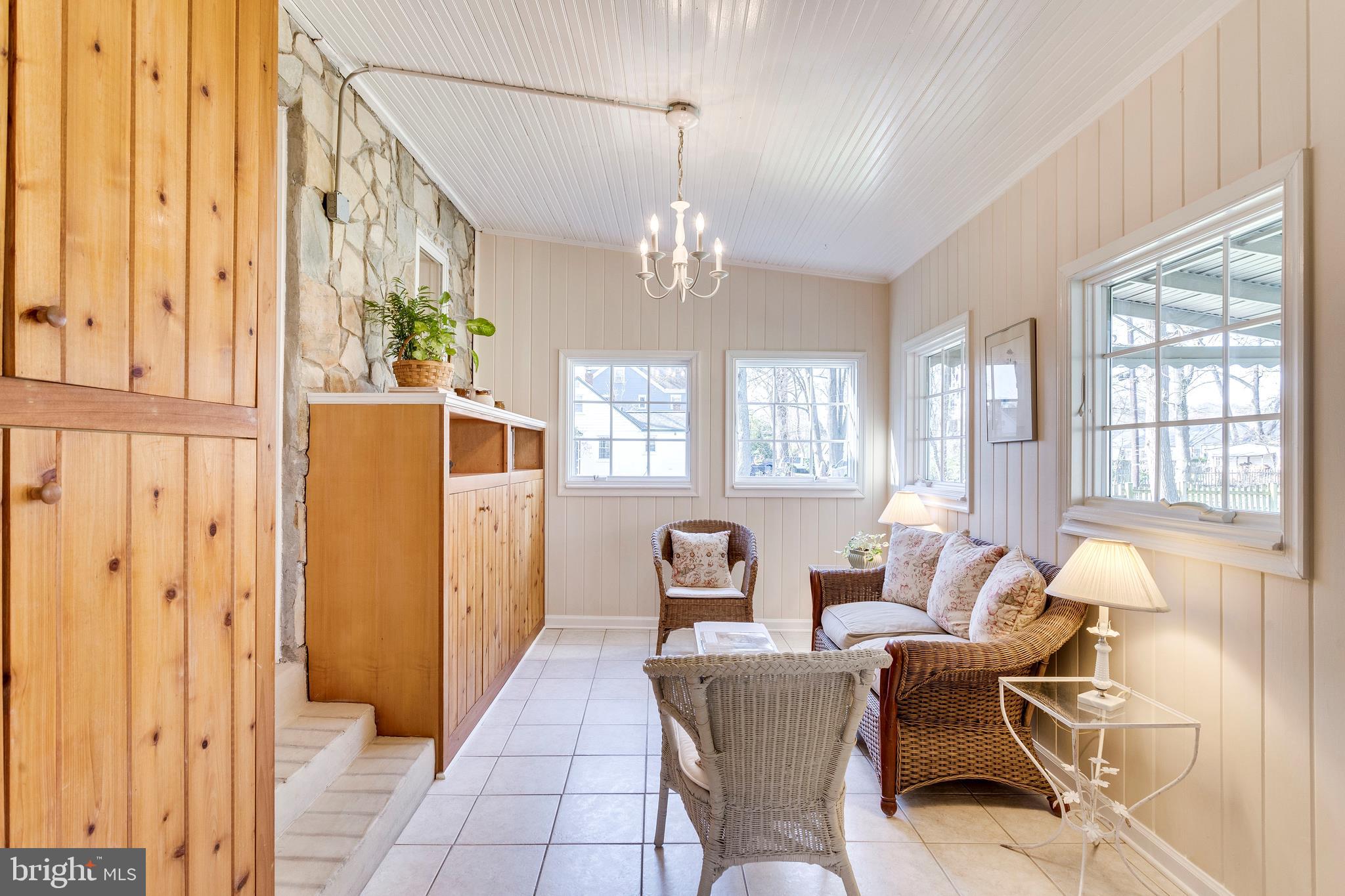 NEW ALEXANDRIA - Residential