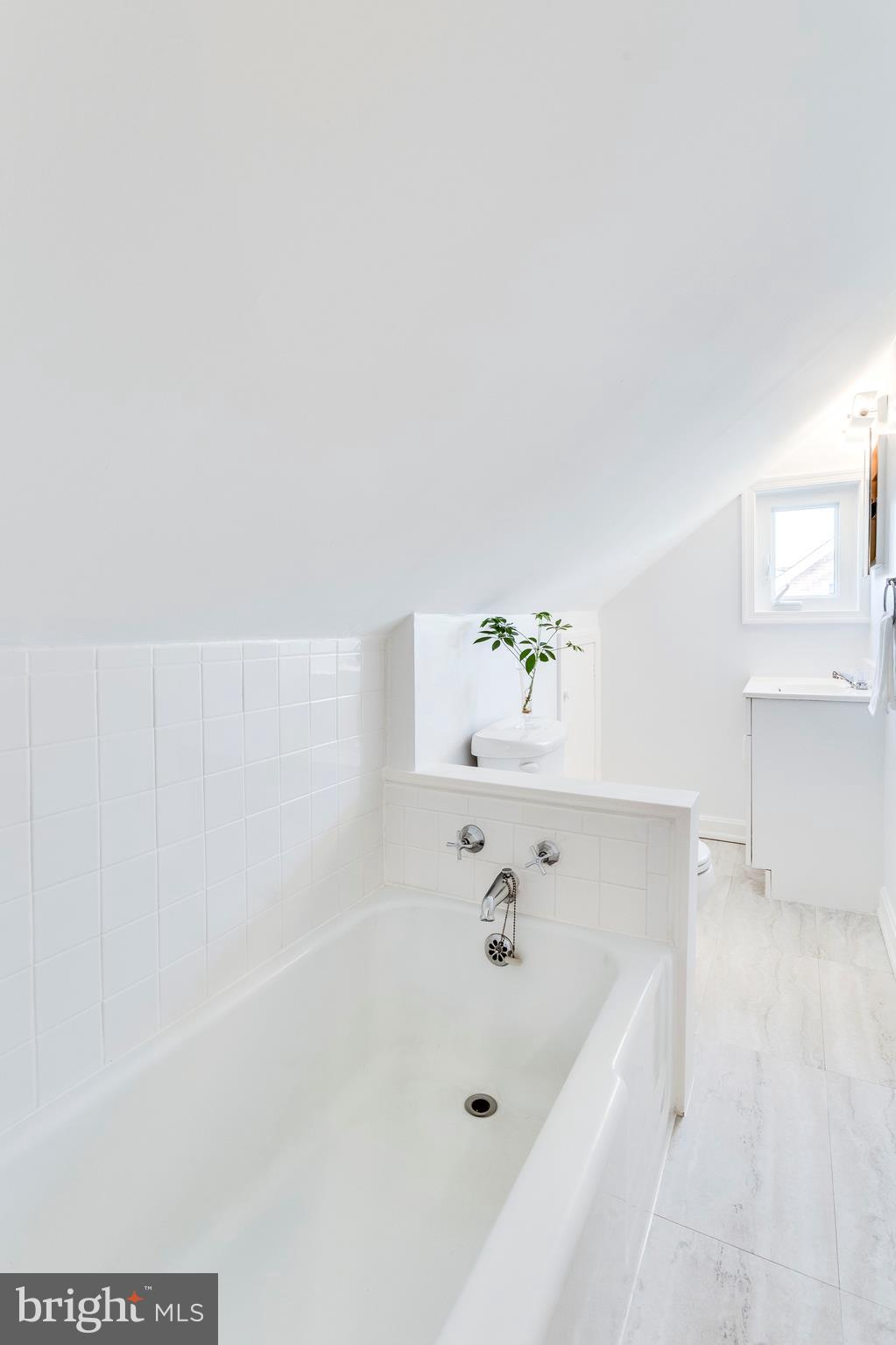 NEW ALEXANDRIA - Residential