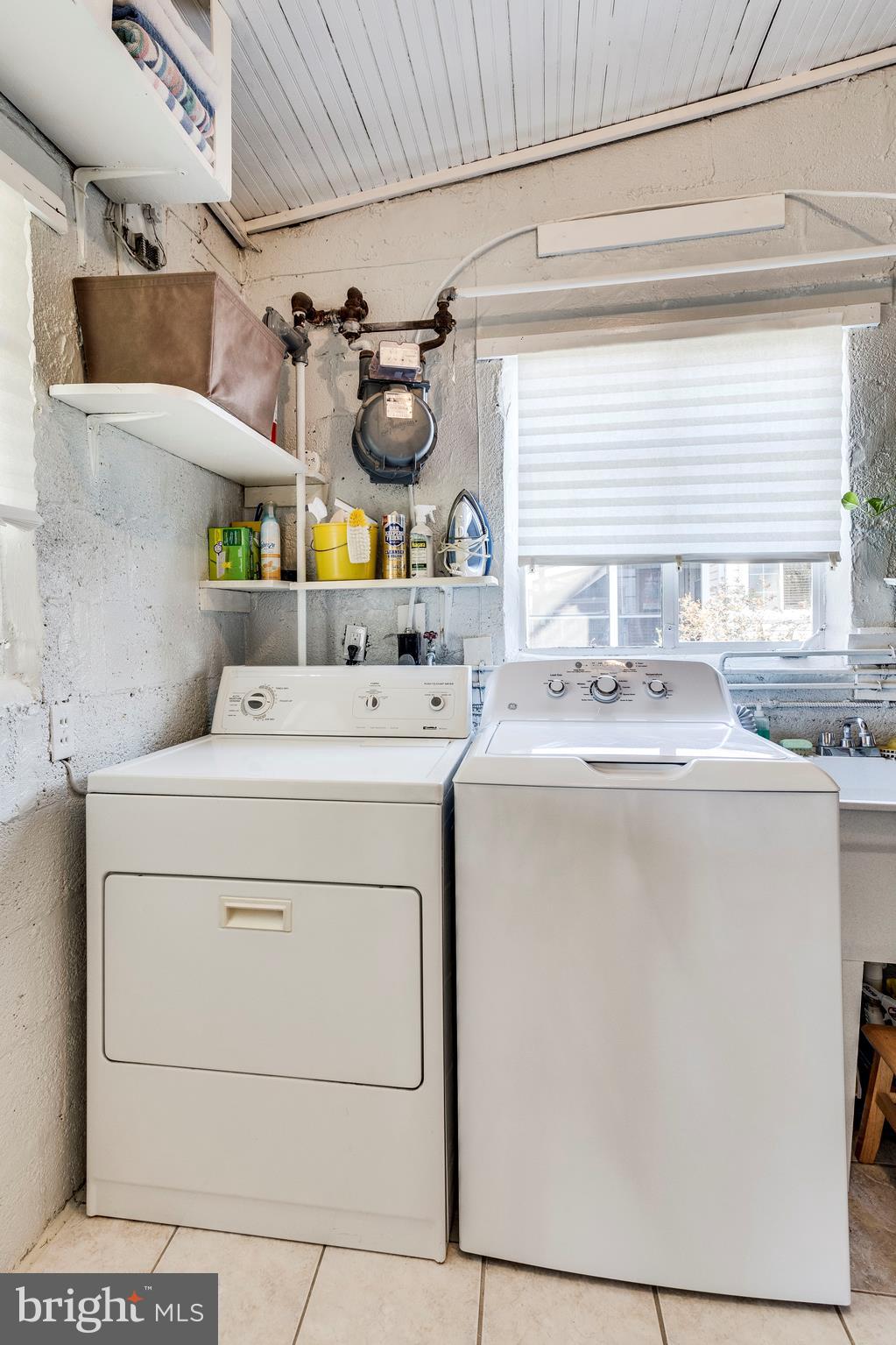 NEW ALEXANDRIA - Residential