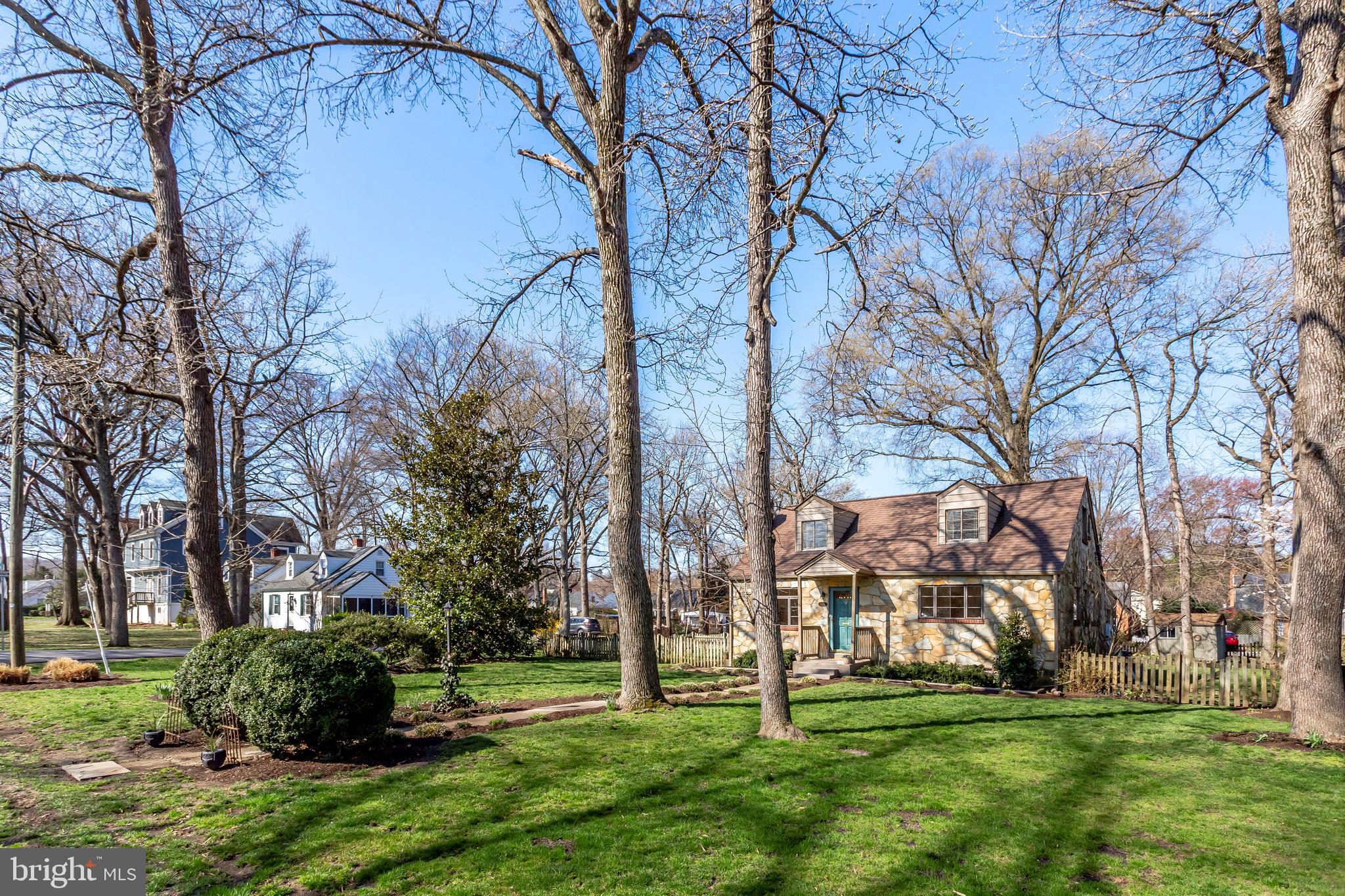 NEW ALEXANDRIA - Residential