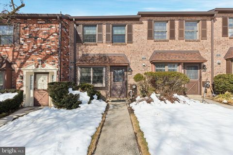 336 GLEN WAY 336 ELKINS PARK PA 19027