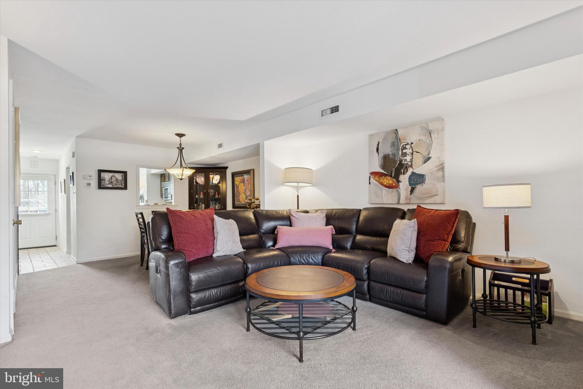 VALLEY GLEN - Residential