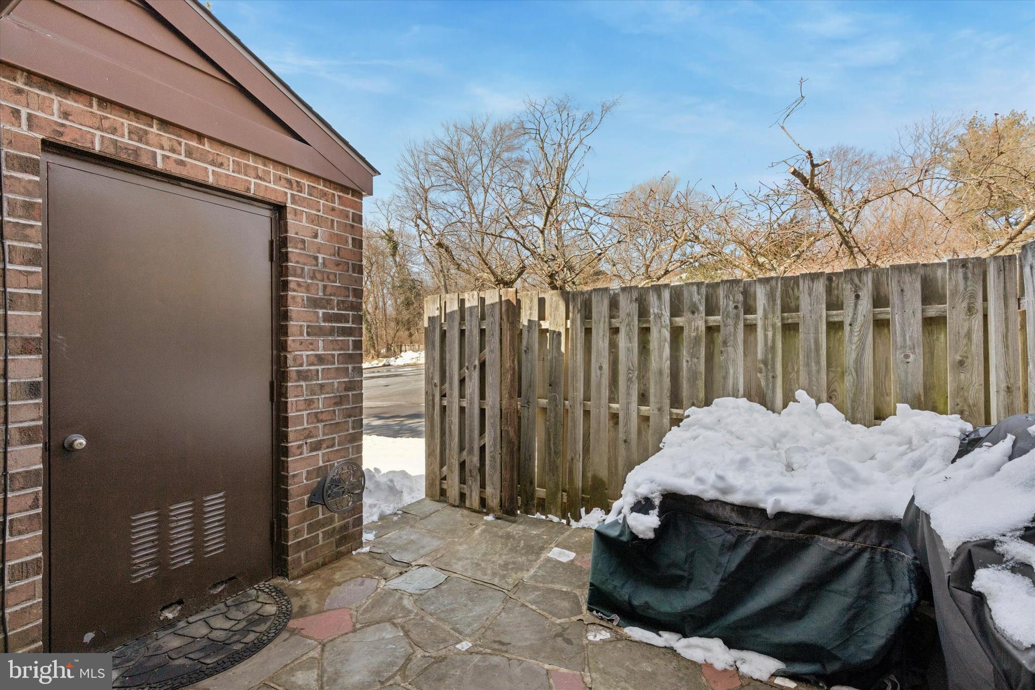 VALLEY GLEN - Residential