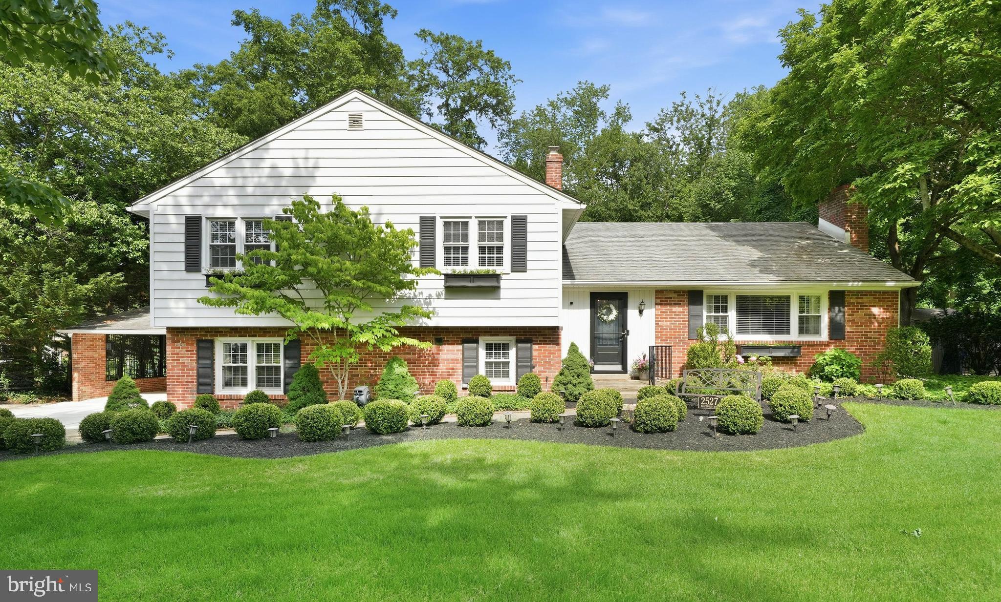 2527 BLACKWOOD ROAD