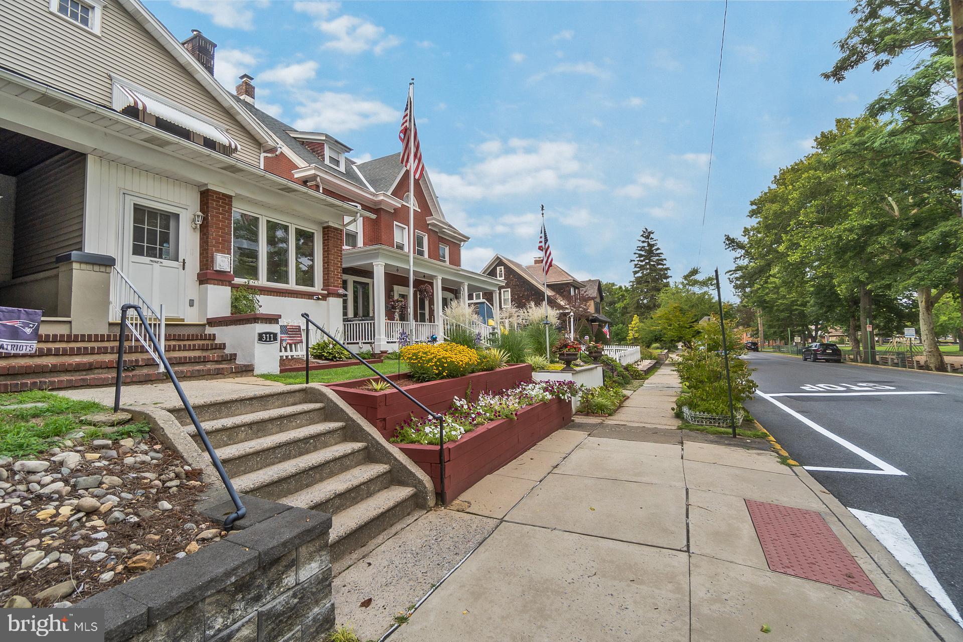 311 LAFAYETTE AVENUE