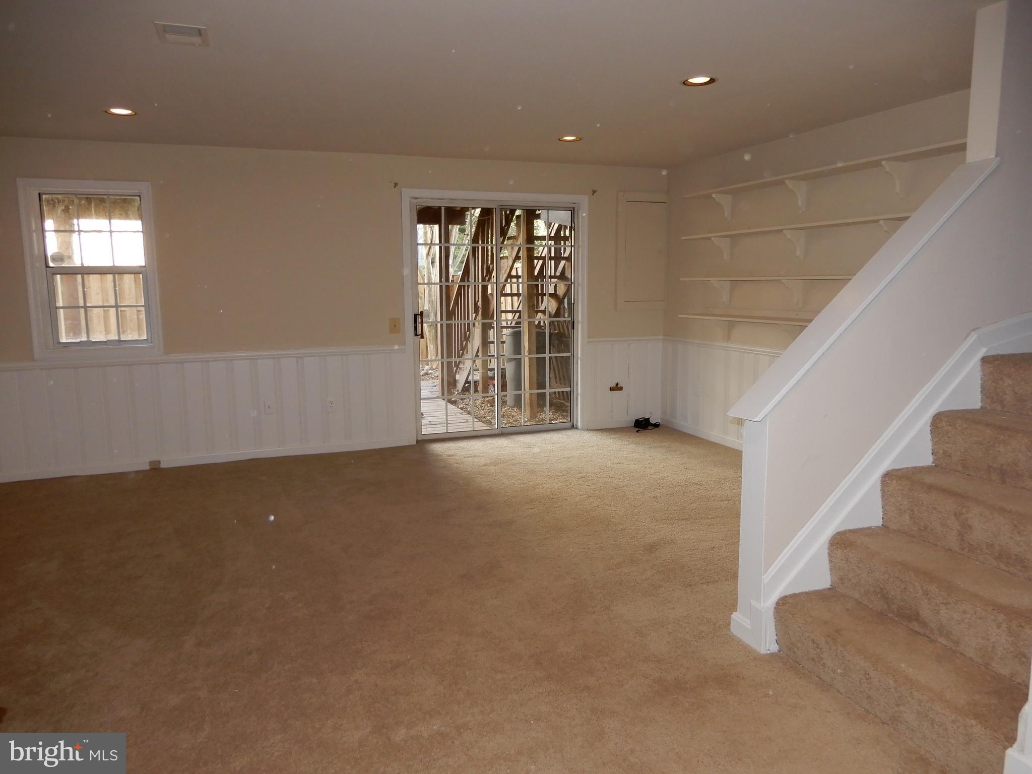 PINECREST - Residential Lease