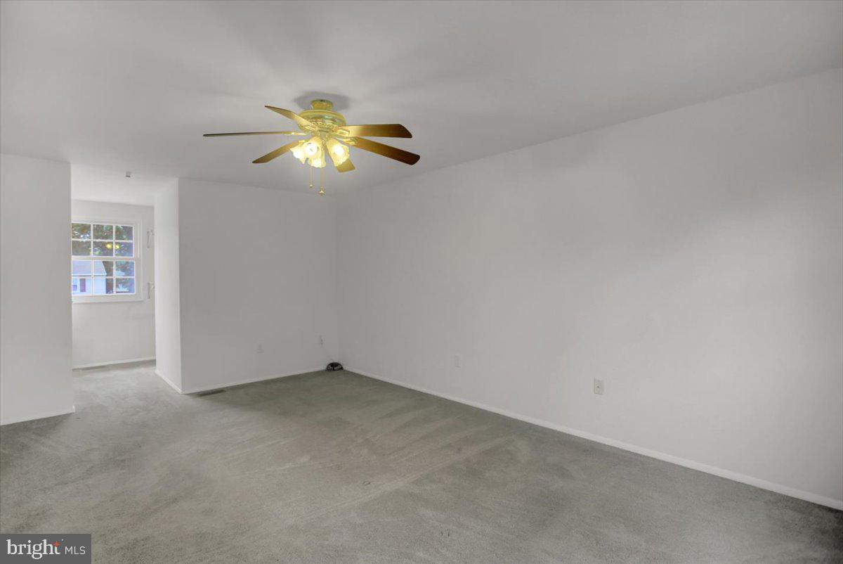 AMBER MEADOWS - Residential