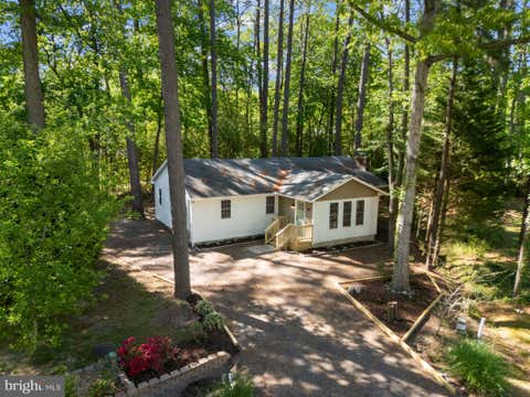 Homes For Sale - 9 Yeoman Court<br/> OCEAN PINES, MD 21811