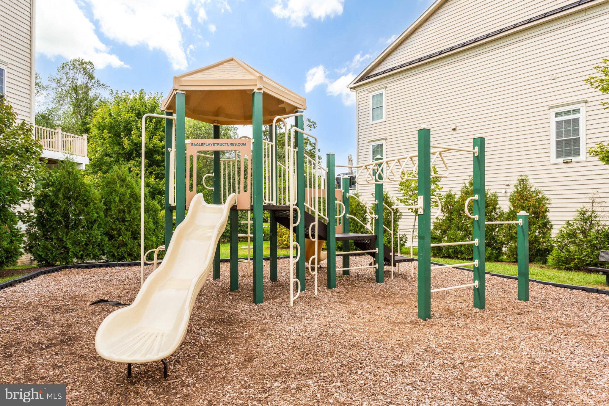 DEEP CREEK VILLAGE - Residential