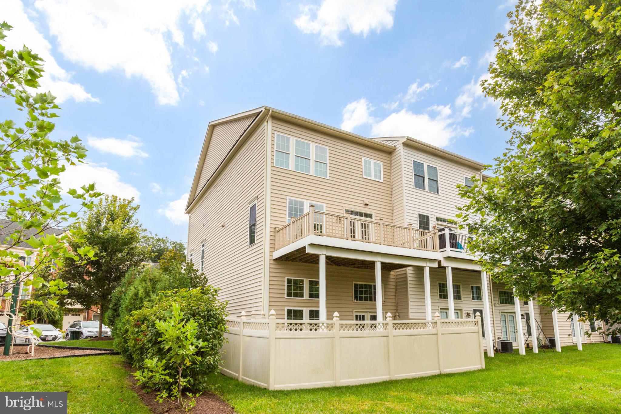 DEEP CREEK VILLAGE - Residential