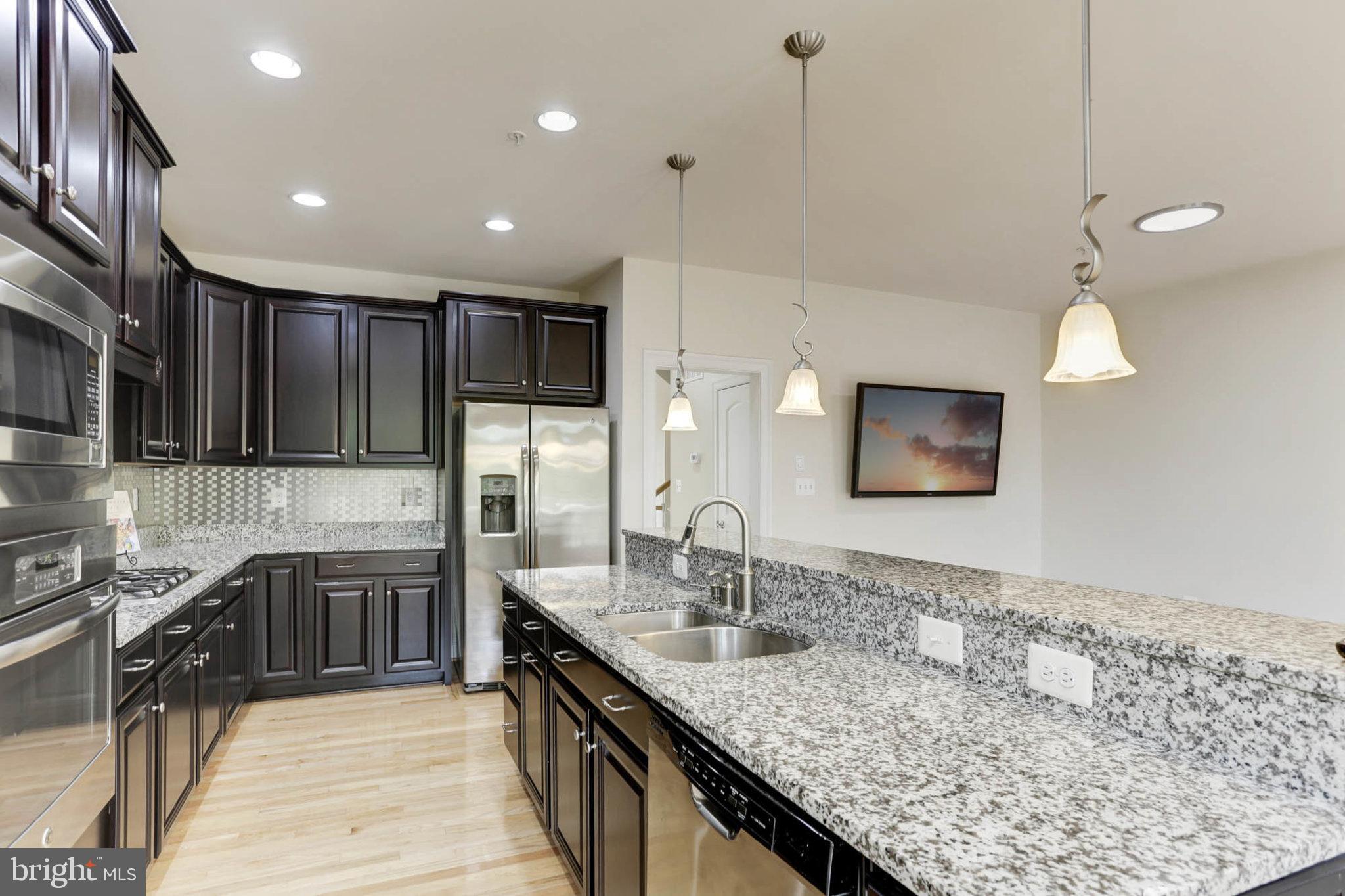 DEEP CREEK VILLAGE - Residential