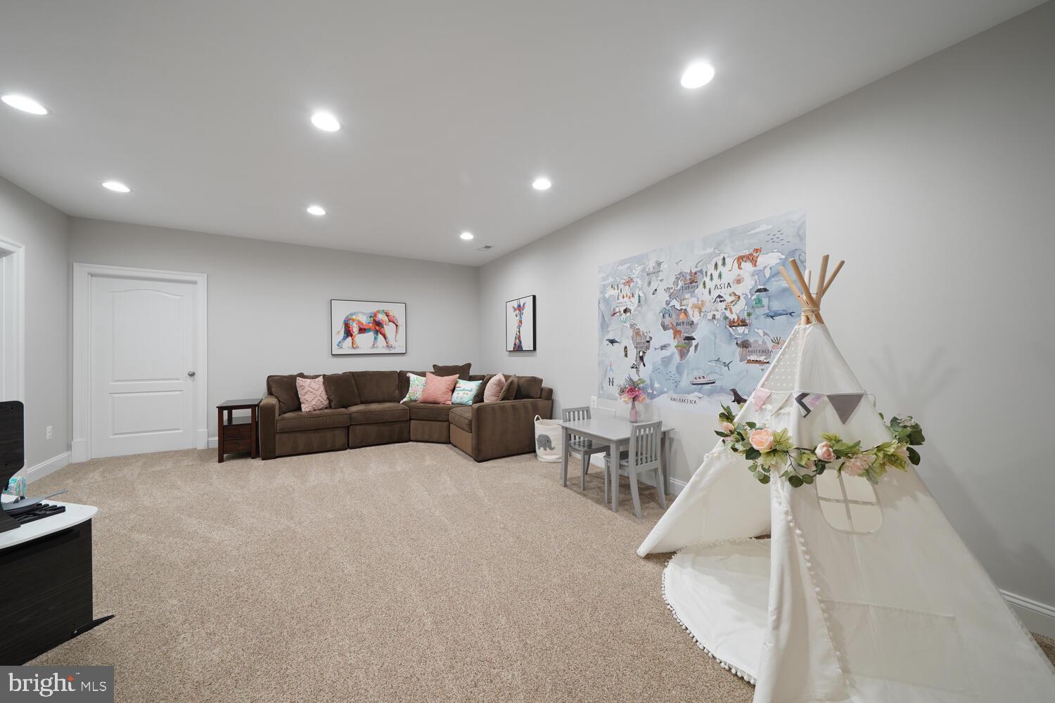 WILLOWSFORD AT THE GRANGE - Residential