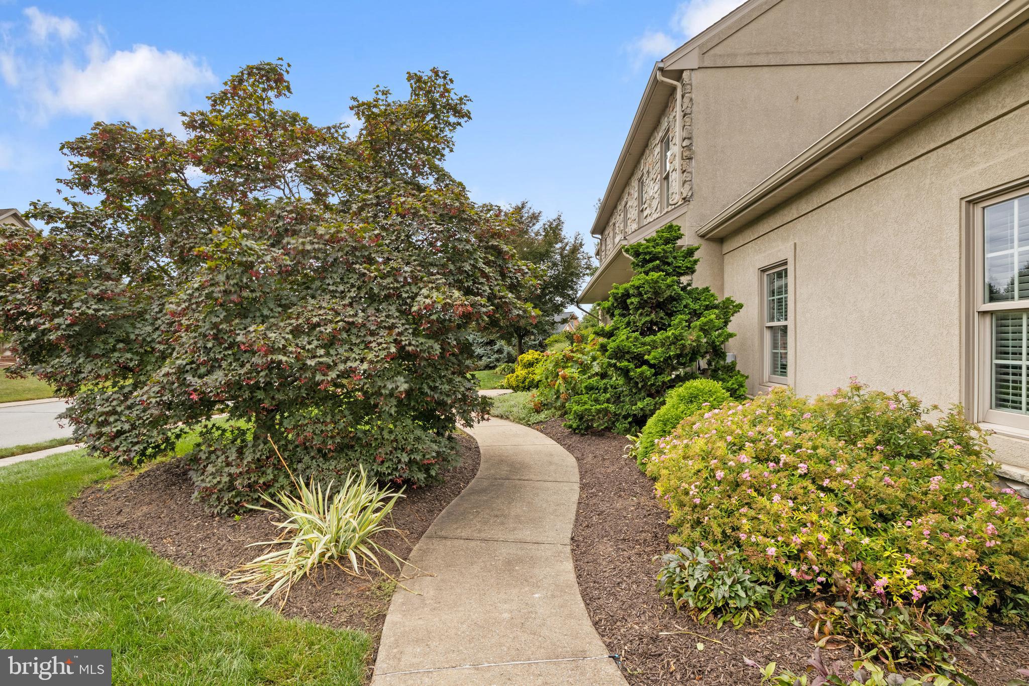 1115 SARAZEN WAY