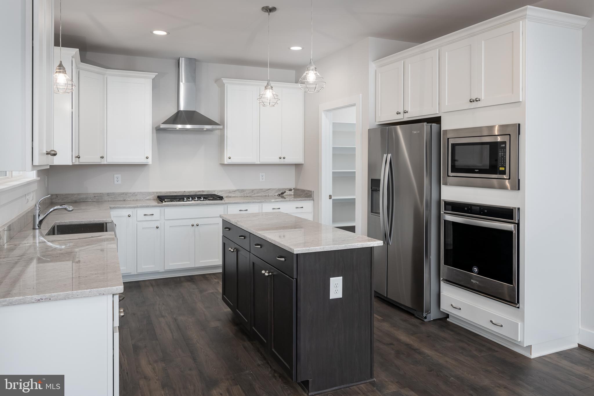 BROOKE RIDGE ESTATES - Residential