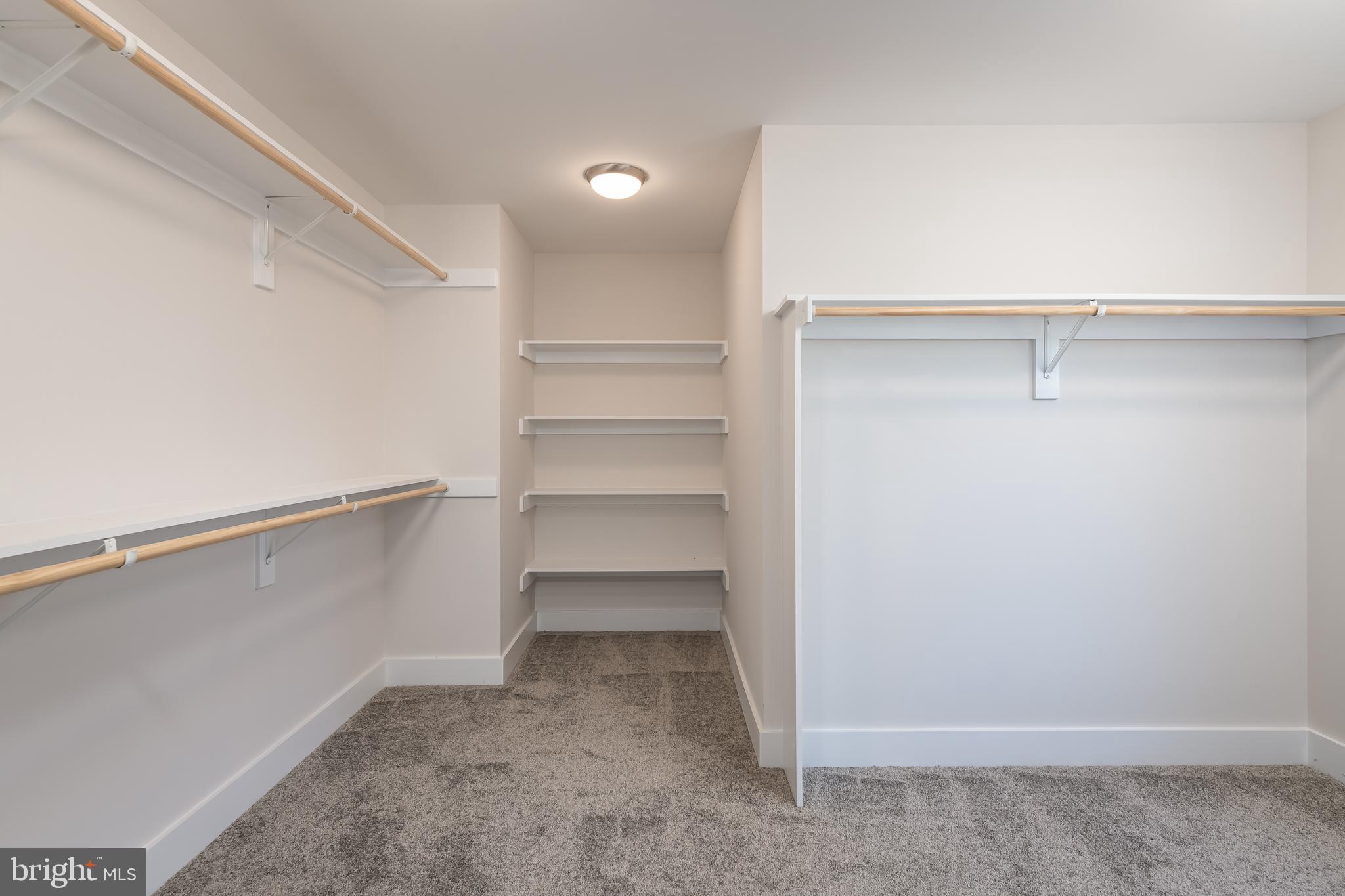 BROOKE RIDGE ESTATES - Residential