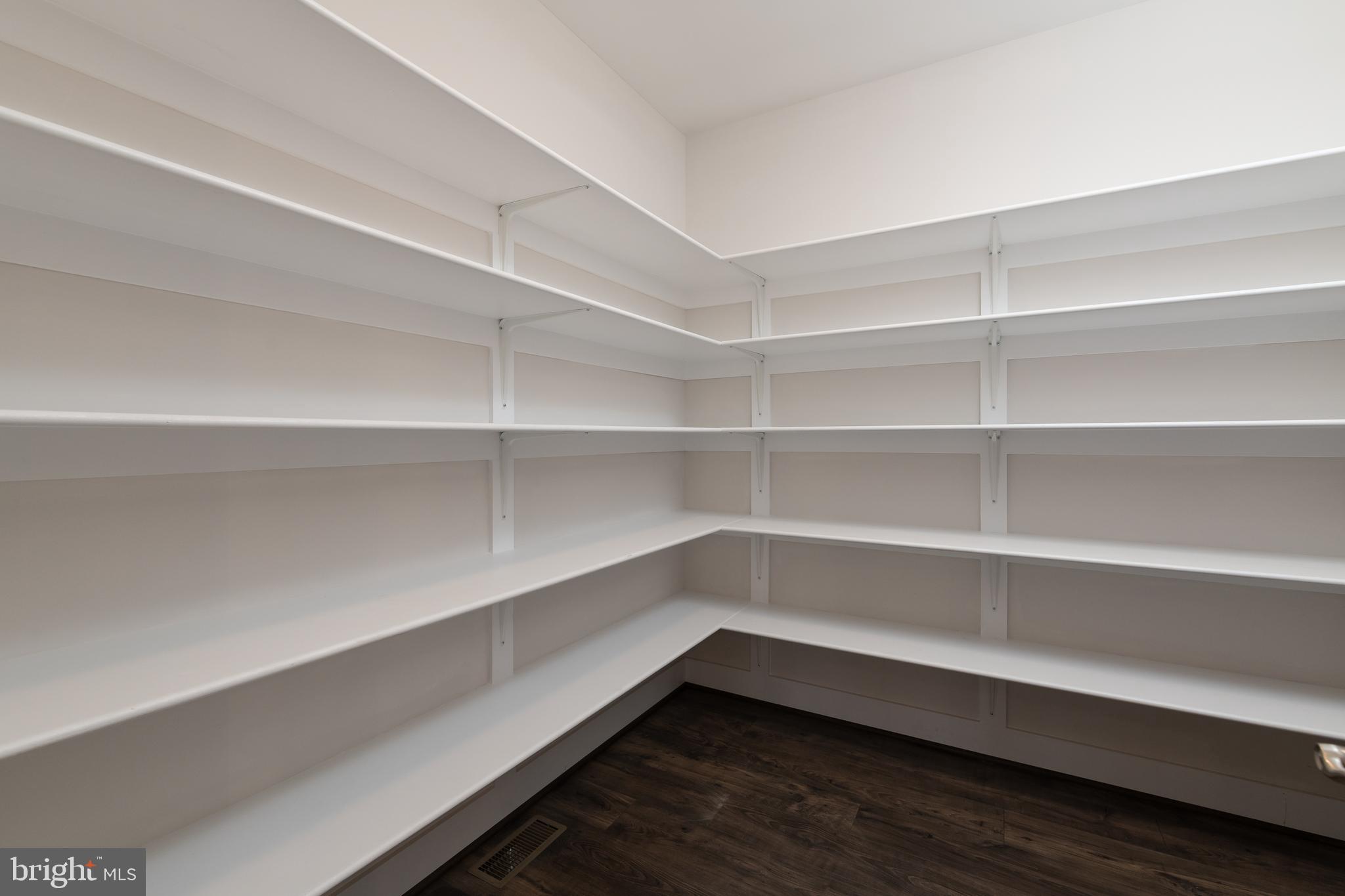 BROOKE RIDGE ESTATES - Residential