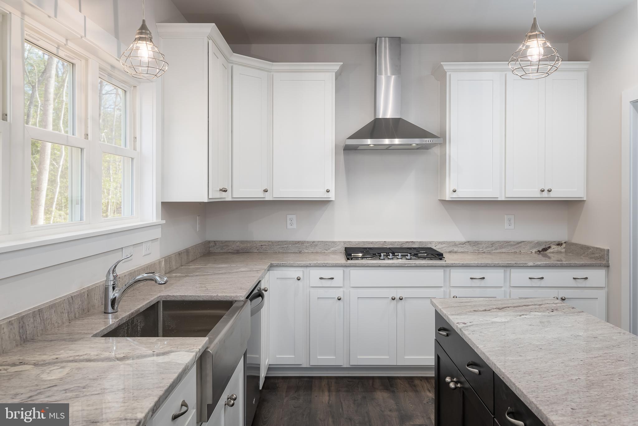 BROOKE RIDGE ESTATES - Residential