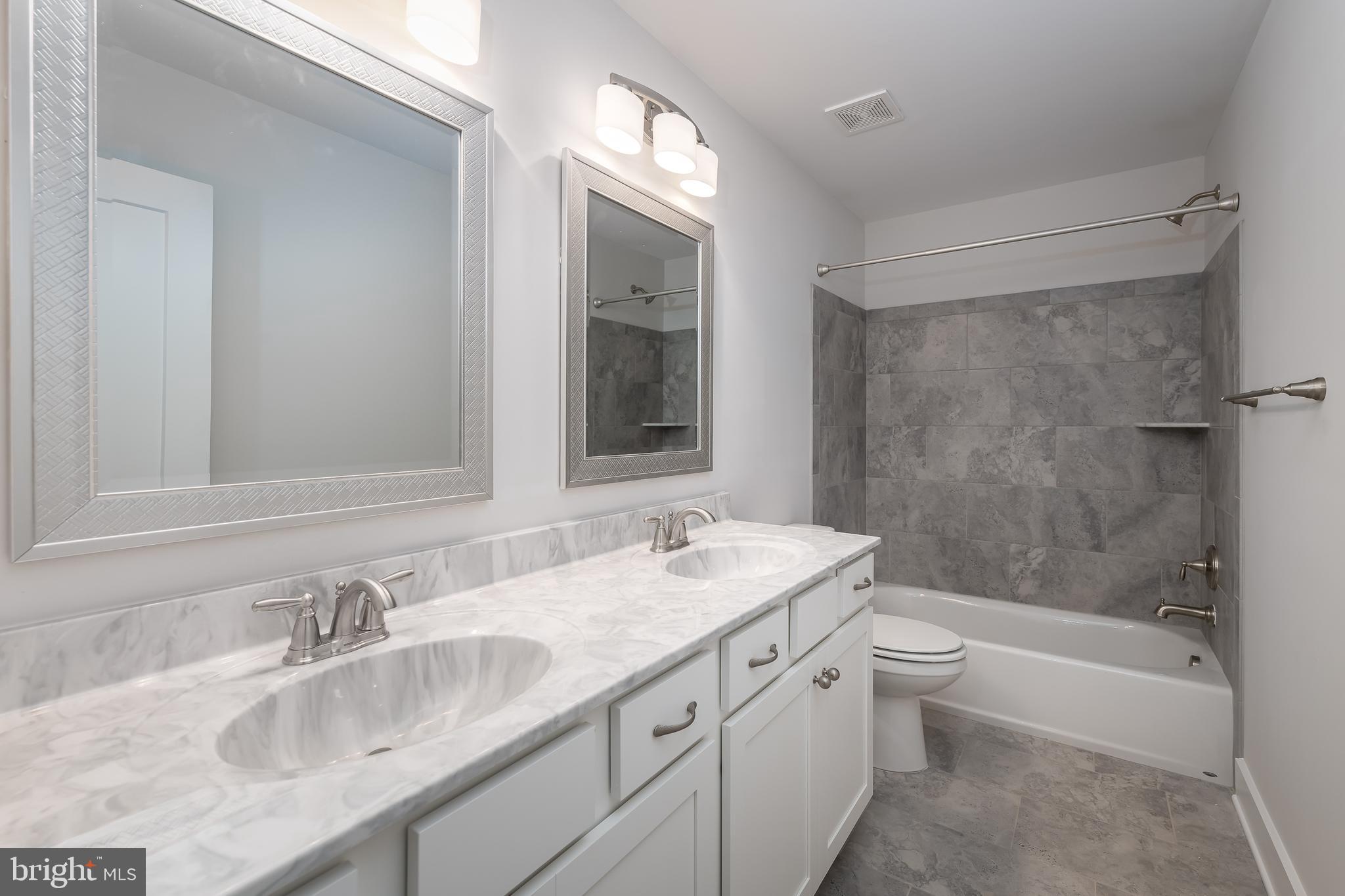 BROOKE RIDGE ESTATES - Residential