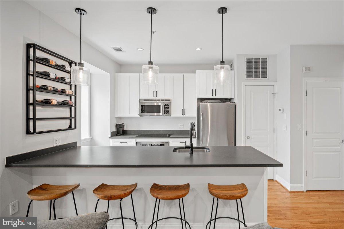 1407 15TH STREET NW 4
