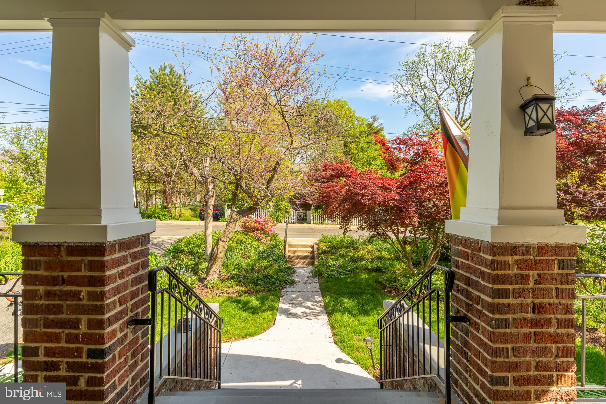 BRENTWOOD - Residential Lease