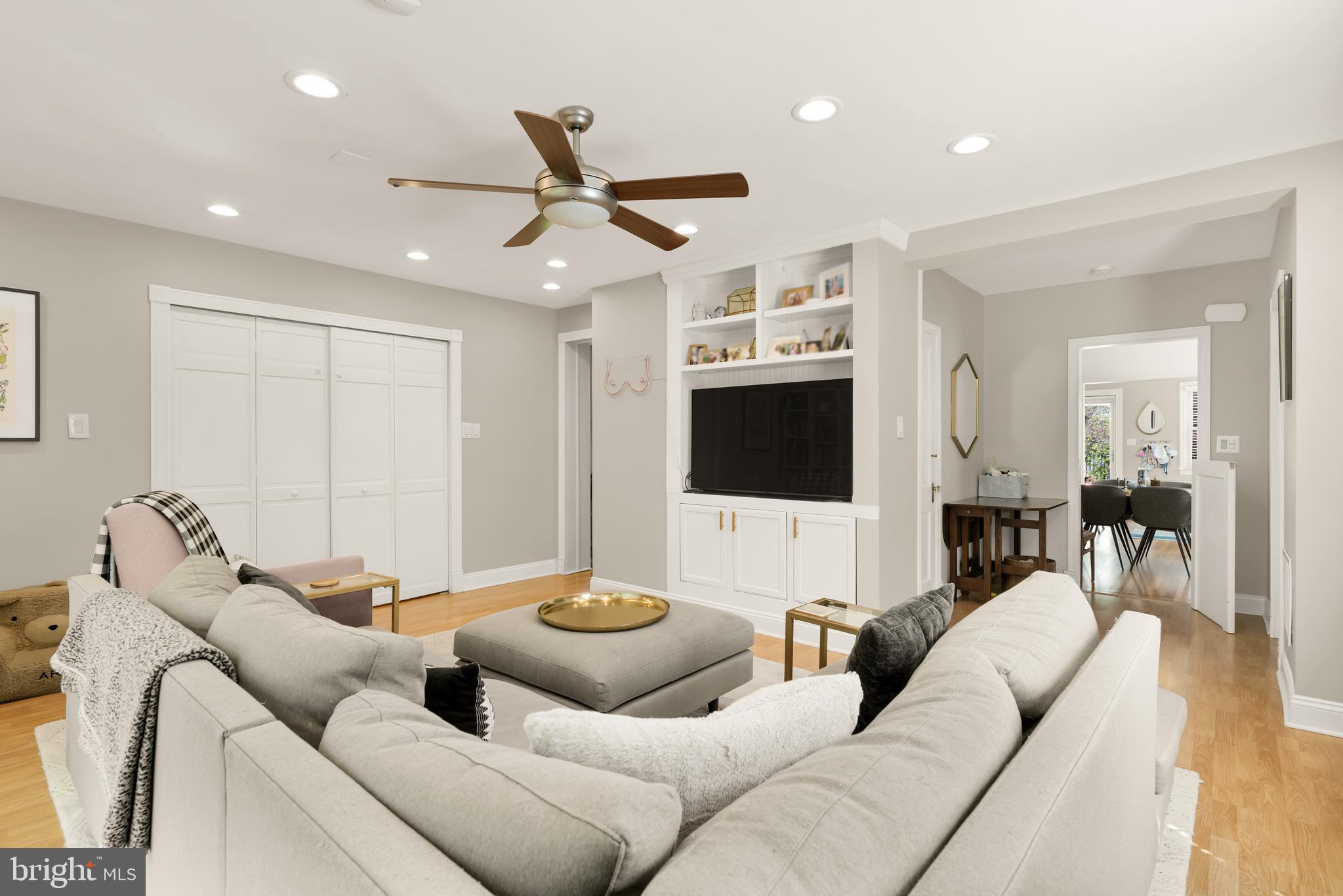 BRENTWOOD - Residential Lease