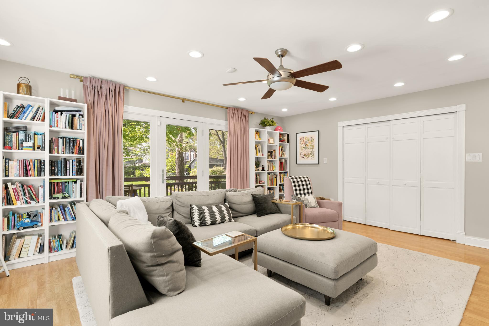 BRENTWOOD - Residential Lease