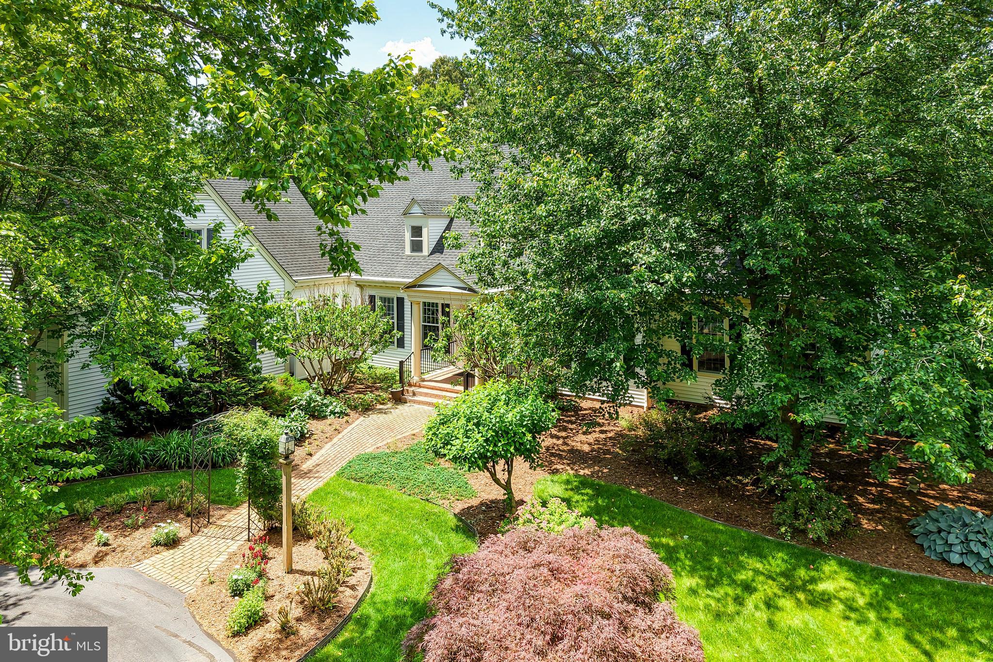 6 BLUE HERON DRIVE