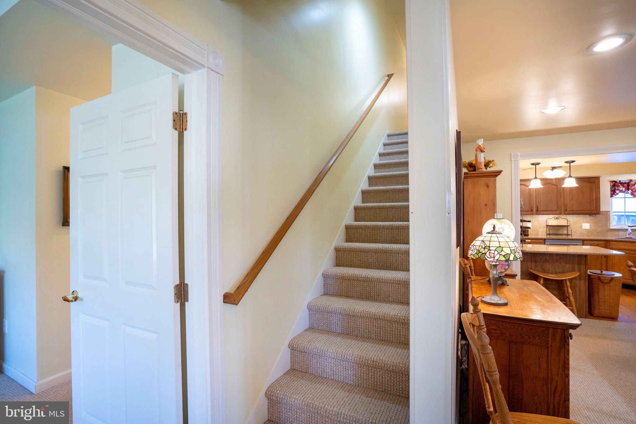 ENGLISH MEADOWS - Residential