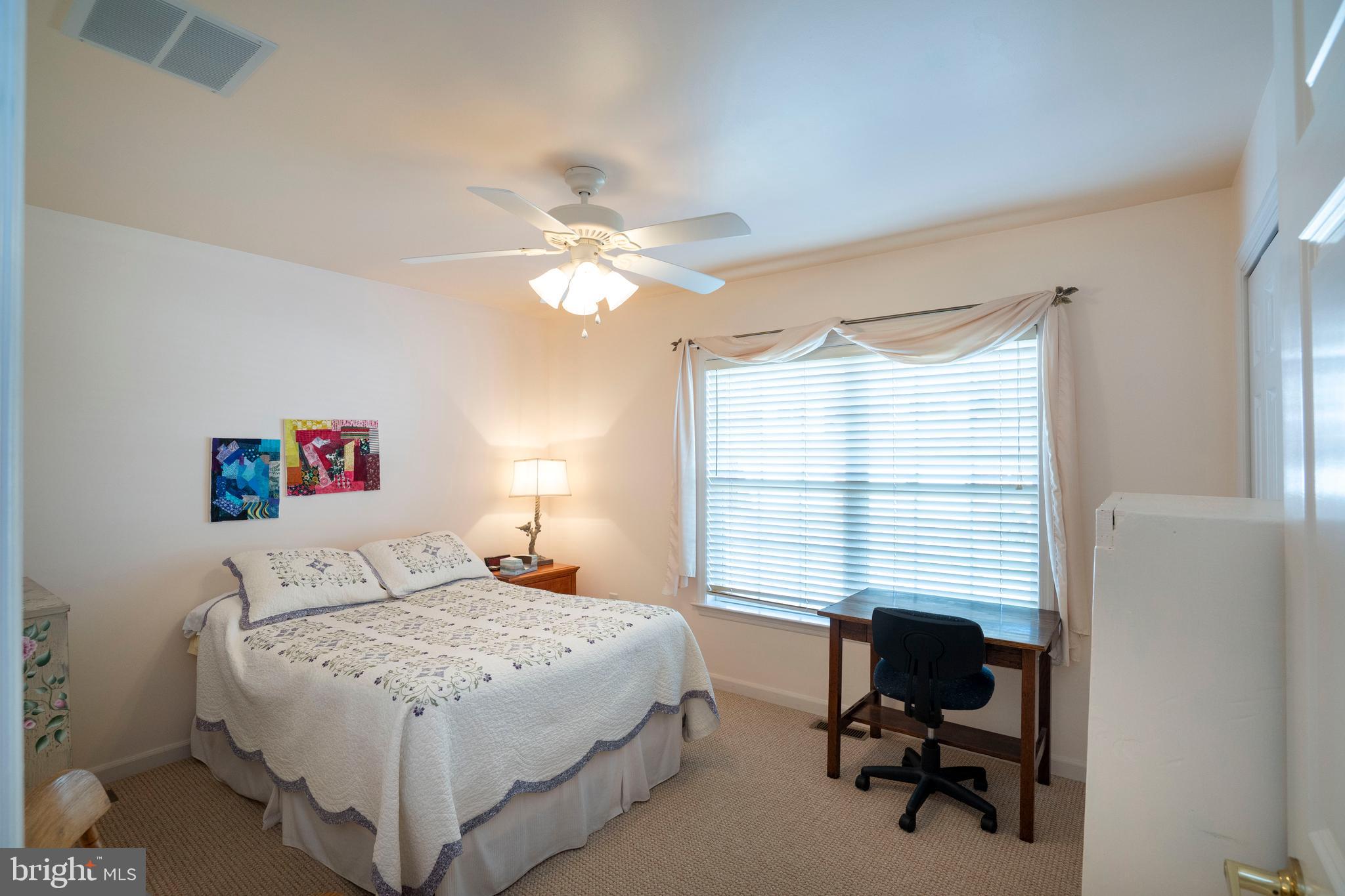 ENGLISH MEADOWS - Residential