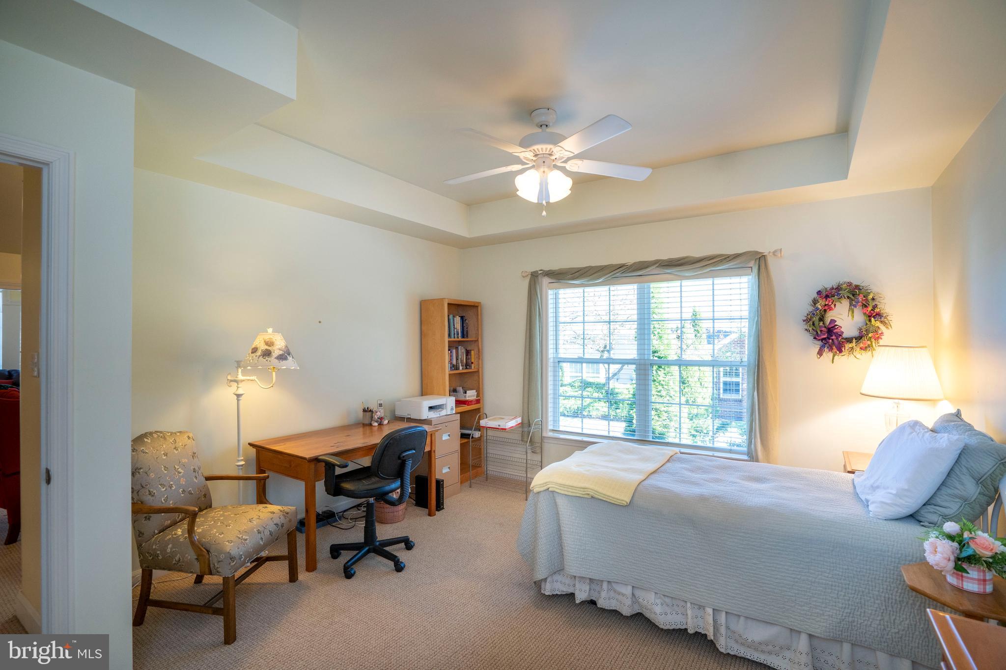 ENGLISH MEADOWS - Residential