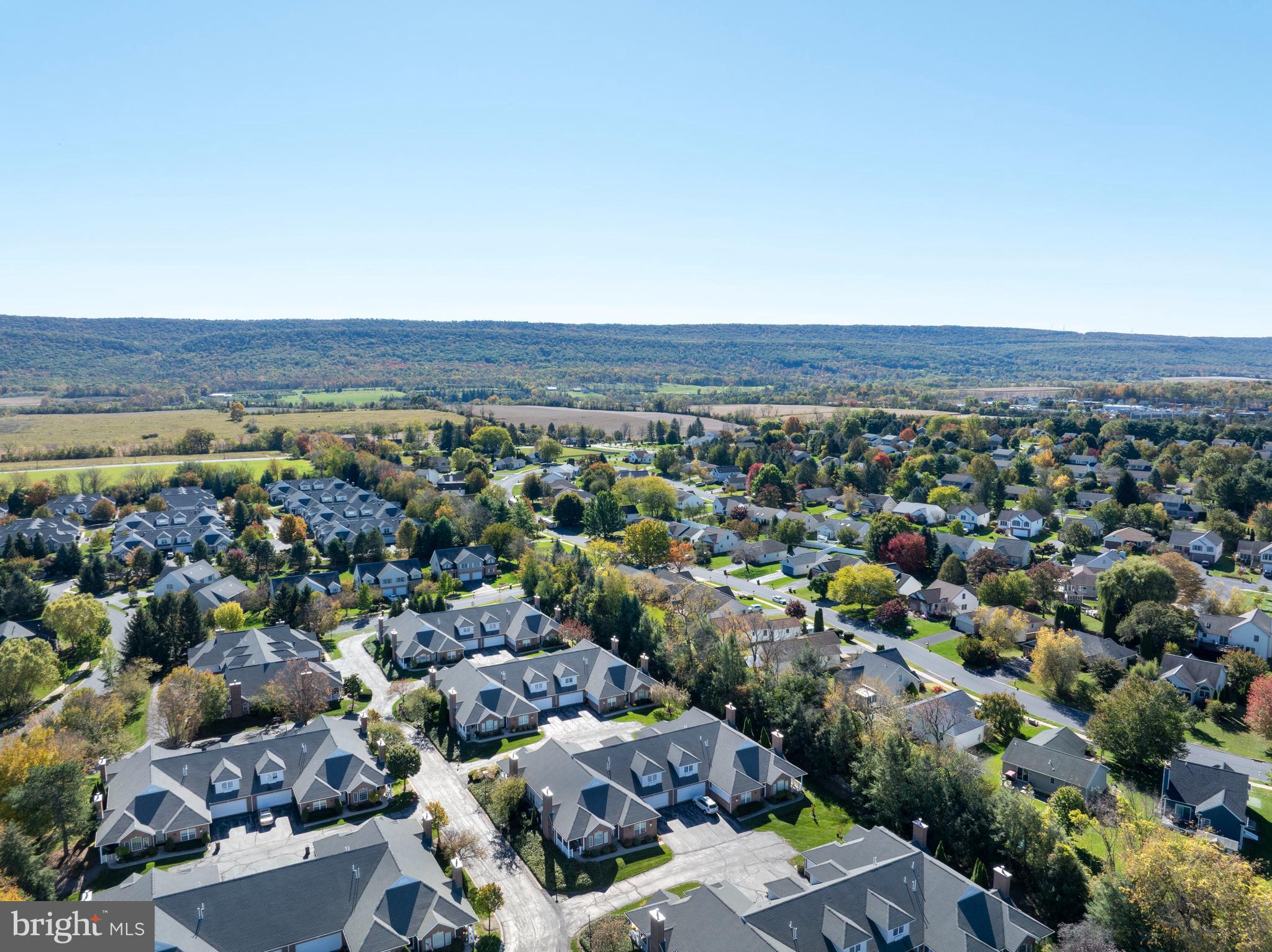 ENGLISH MEADOWS - Residential