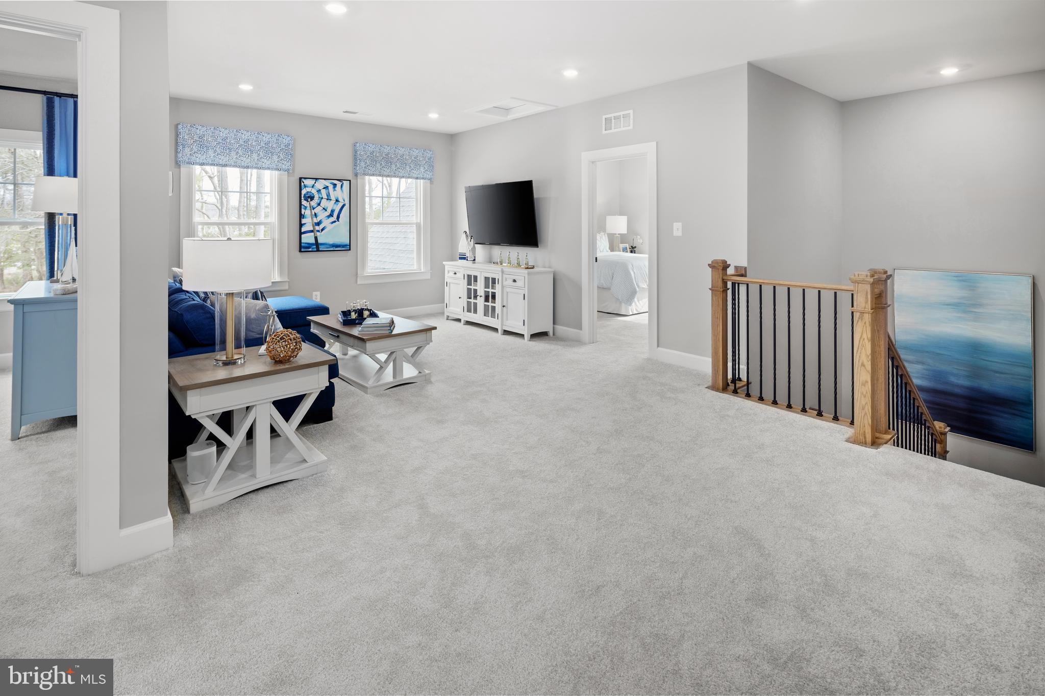 TWO RIVERS - Residential