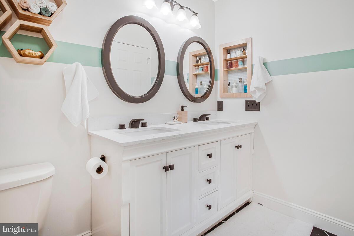 RAINFLOWER/LOVETON - Residential