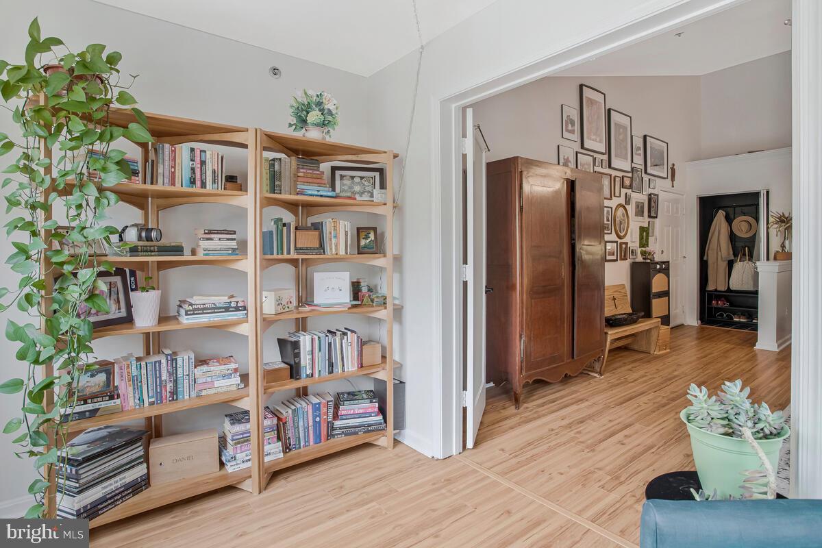 RAINFLOWER/LOVETON - Residential