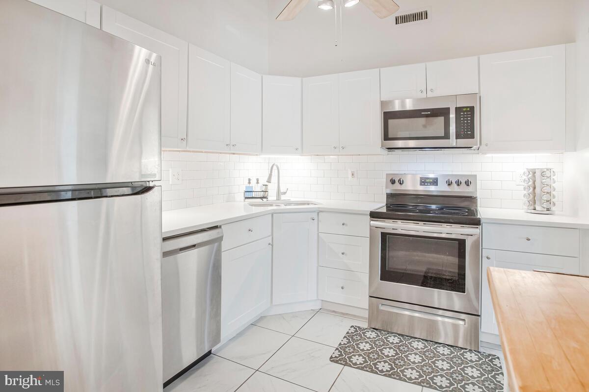 RAINFLOWER/LOVETON - Residential