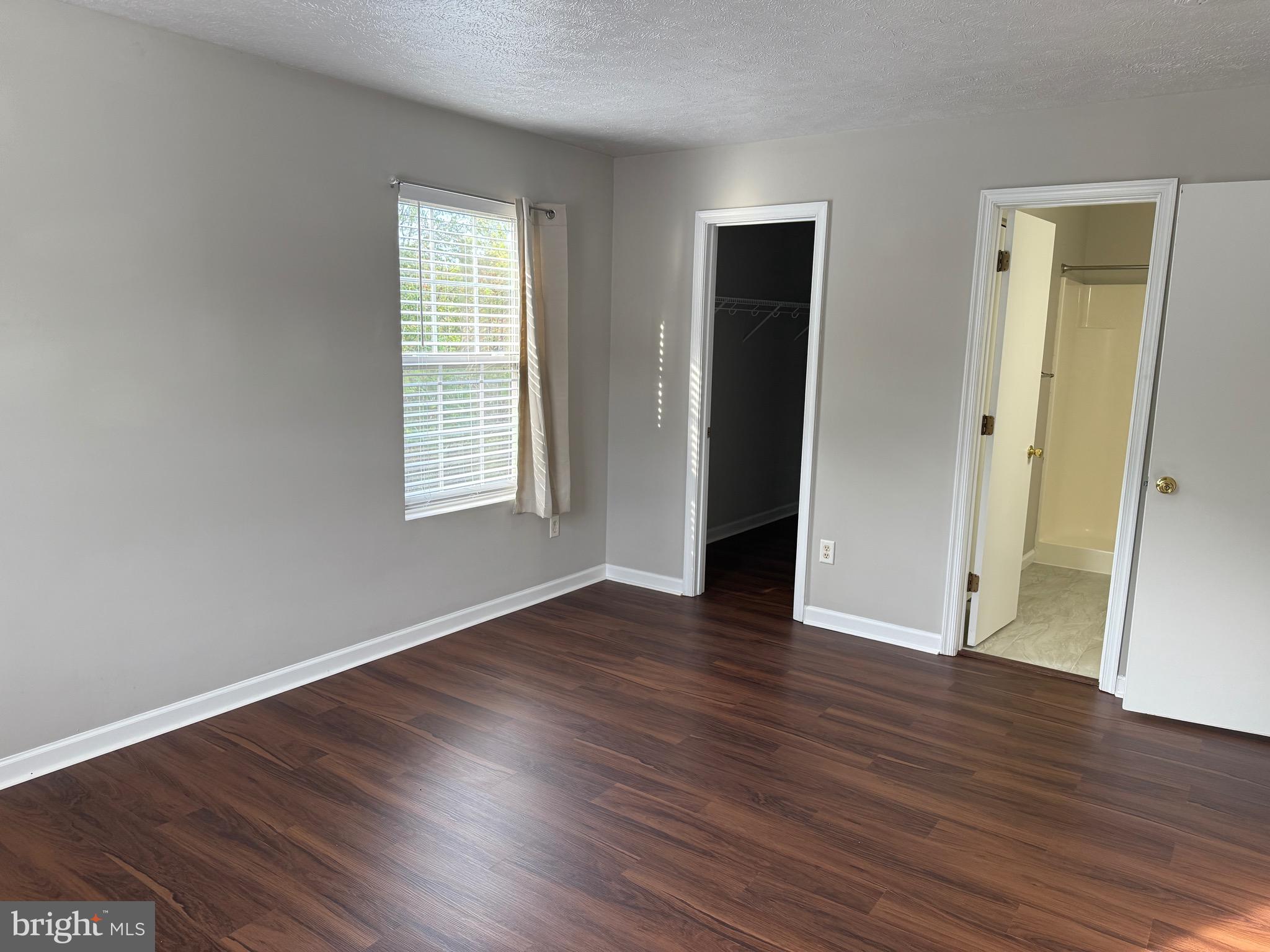 PARKVIEW CONDOMINIUMS - Residential Lease